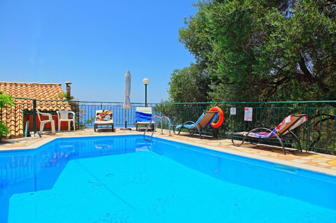 Villa Seaview Calypso Nisaki  Esterno foto